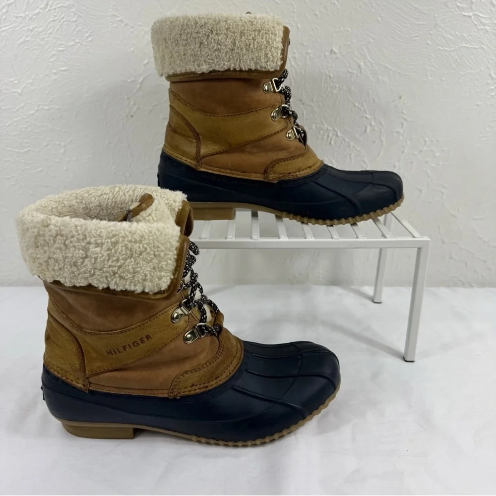 Tommy Hilfiger Brown and Navy Winter Duck Boots‎ Faux Fur Lining